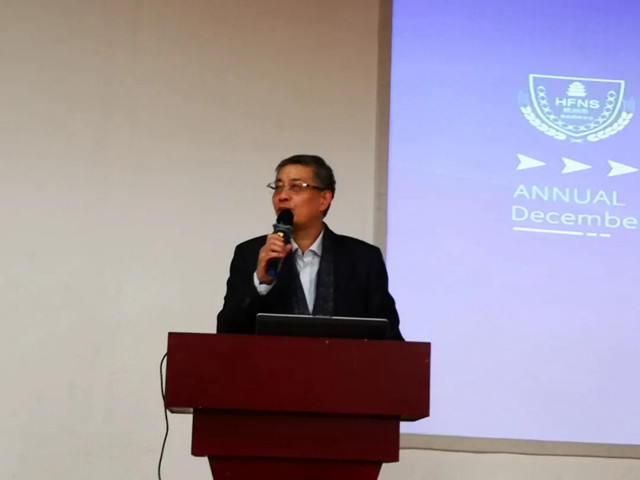 杭州市食品营养学会秘书长、浙江大学教授沈立荣在致辞